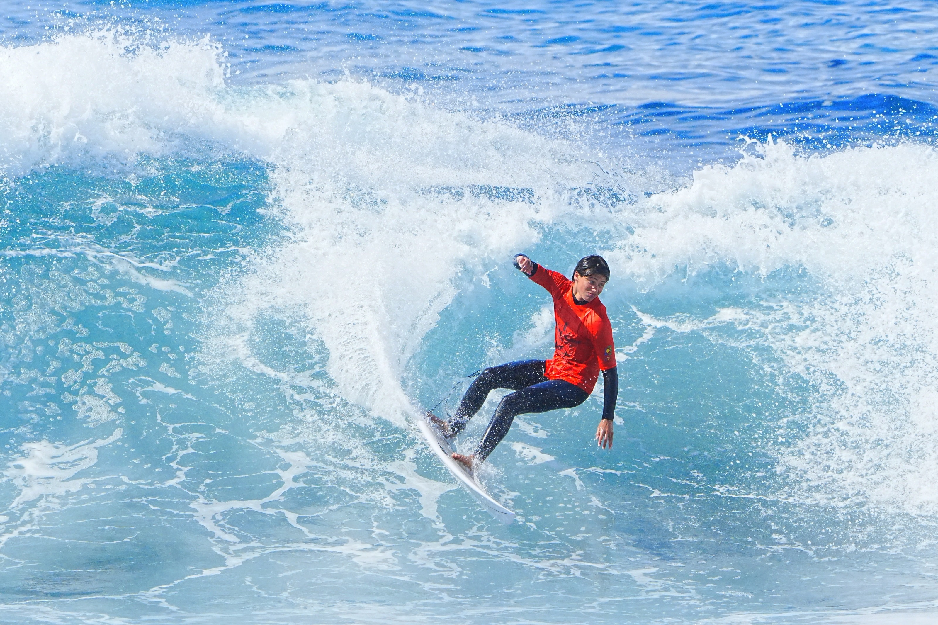 Surf de ação nos Açores